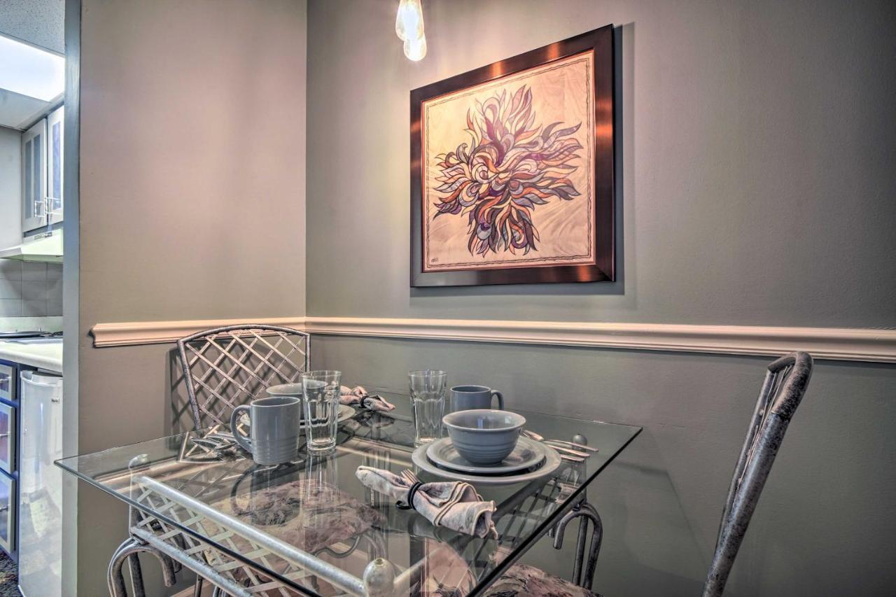Cozy Downtown Gatlinburg Condo With Pool Access Exterior photo