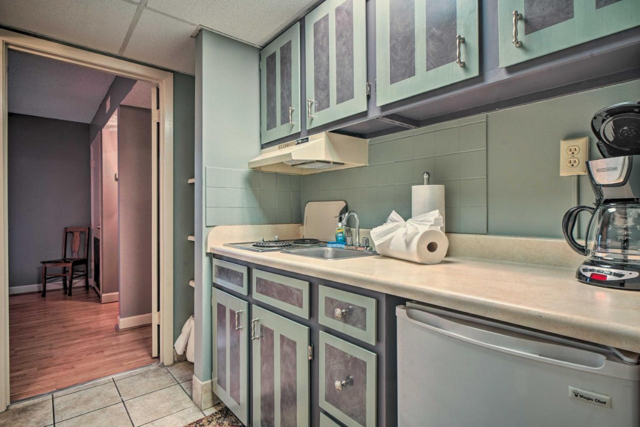 Cozy Downtown Gatlinburg Condo With Pool Access Exterior photo
